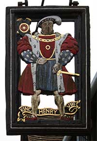 The Henry VIII pub sign
